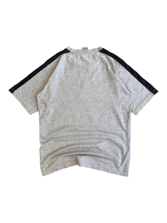 Nike Center Swoosh 2000's Vintage Grade Logo Center Gray T-shirt - cloakerstore