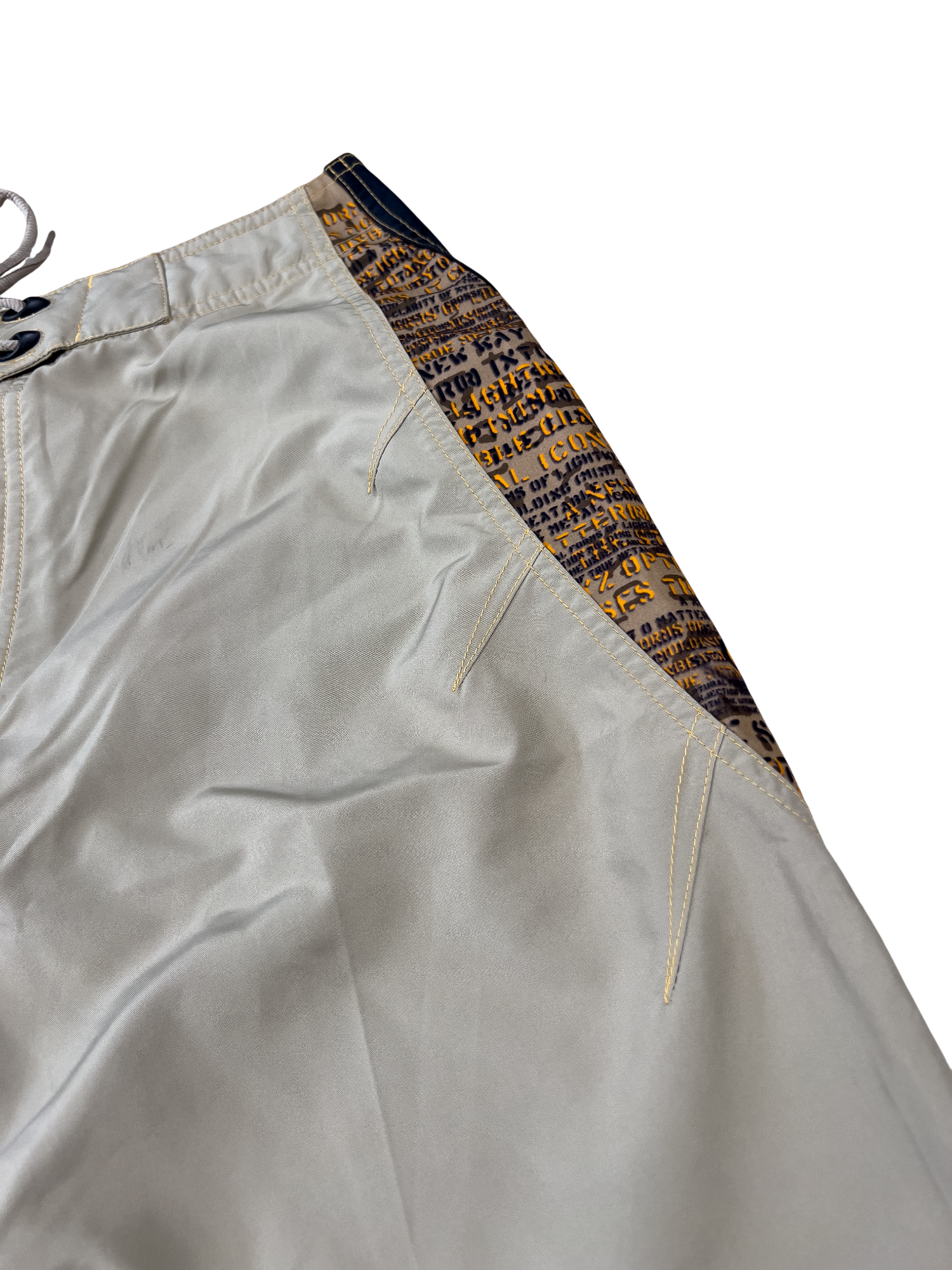 Oakley Plates 2.4 BoardShort New Khaki Baggy Deadstock - cloakerstore