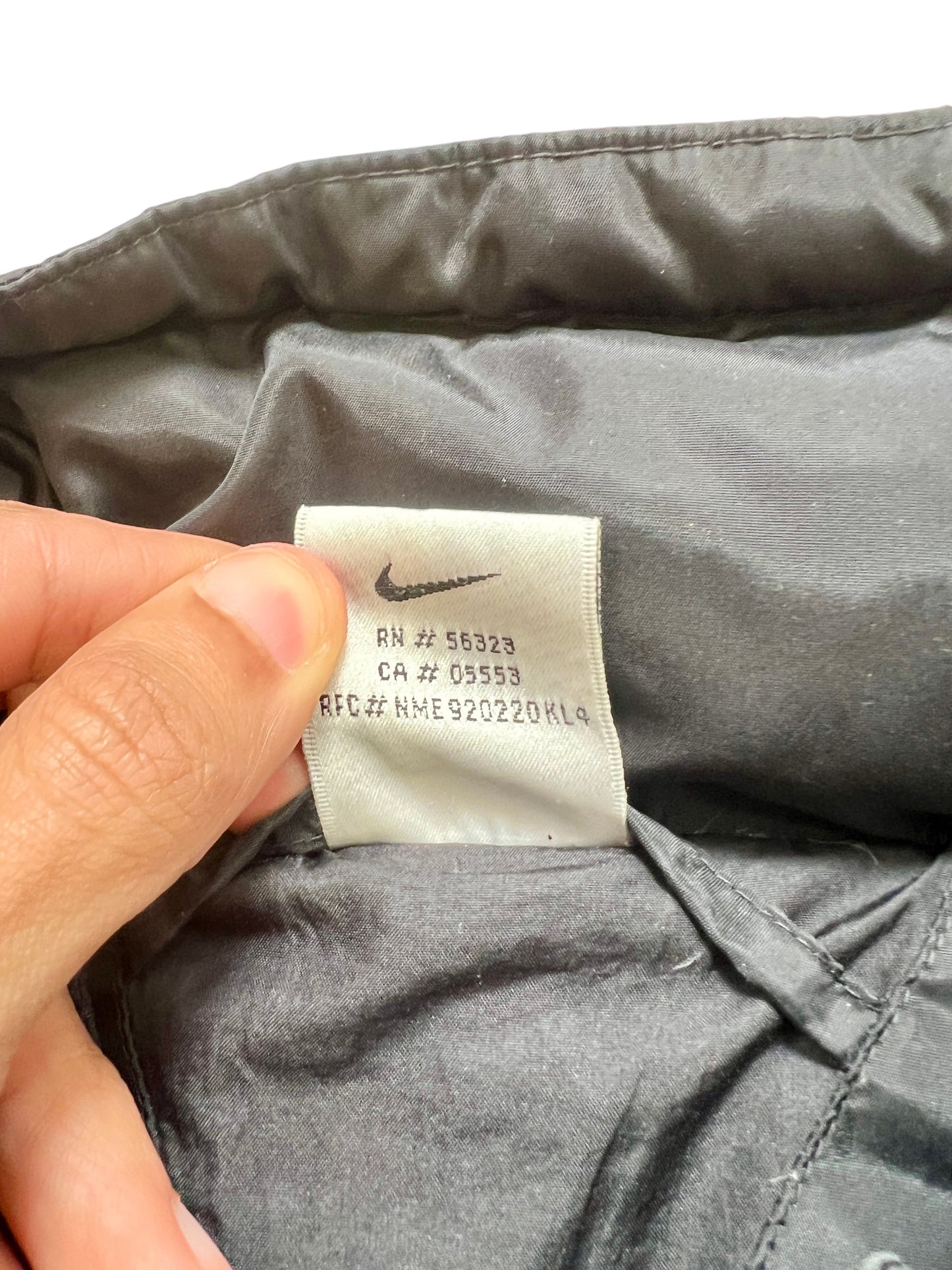 90's Nike Puffer Jacket Dark Blue - cloakerstore