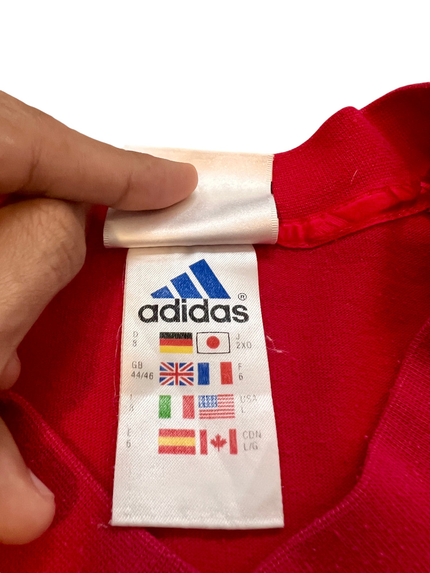 Adidas Vintage T-shirt Premium Retro 2002 - cloakerstore