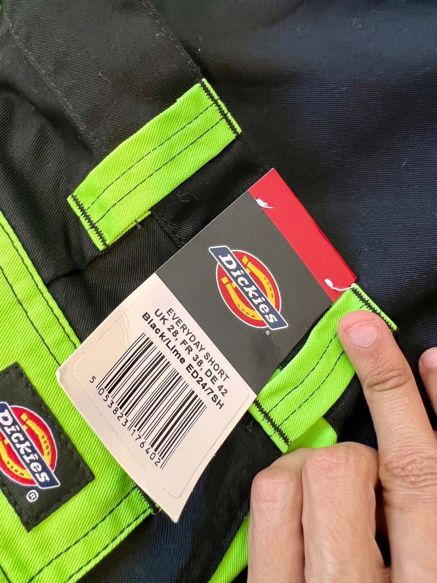 Dickies Everyday Shorts Black/Lime New WorkWear - cloakerstore