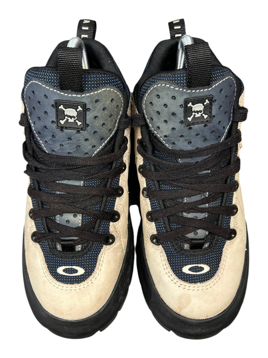 2000s Oakley ‘Nail’ Mid Sneaker Hike Boots