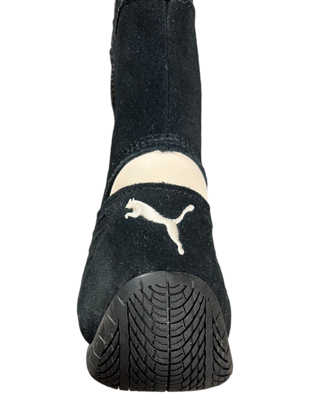 Puma Speedcat Boot Wns in Puma Black - toe and outsole seen from the front