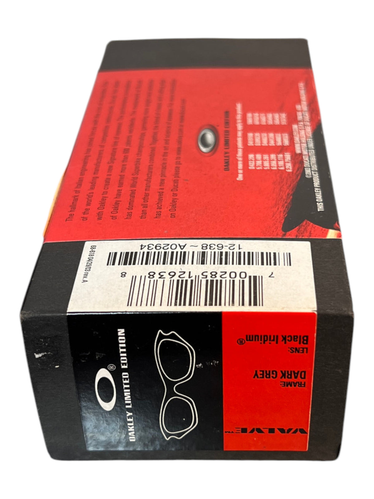 Oakley Valve Ducati 12-638 warranty card and PLATE booklet - photo 17 of 18