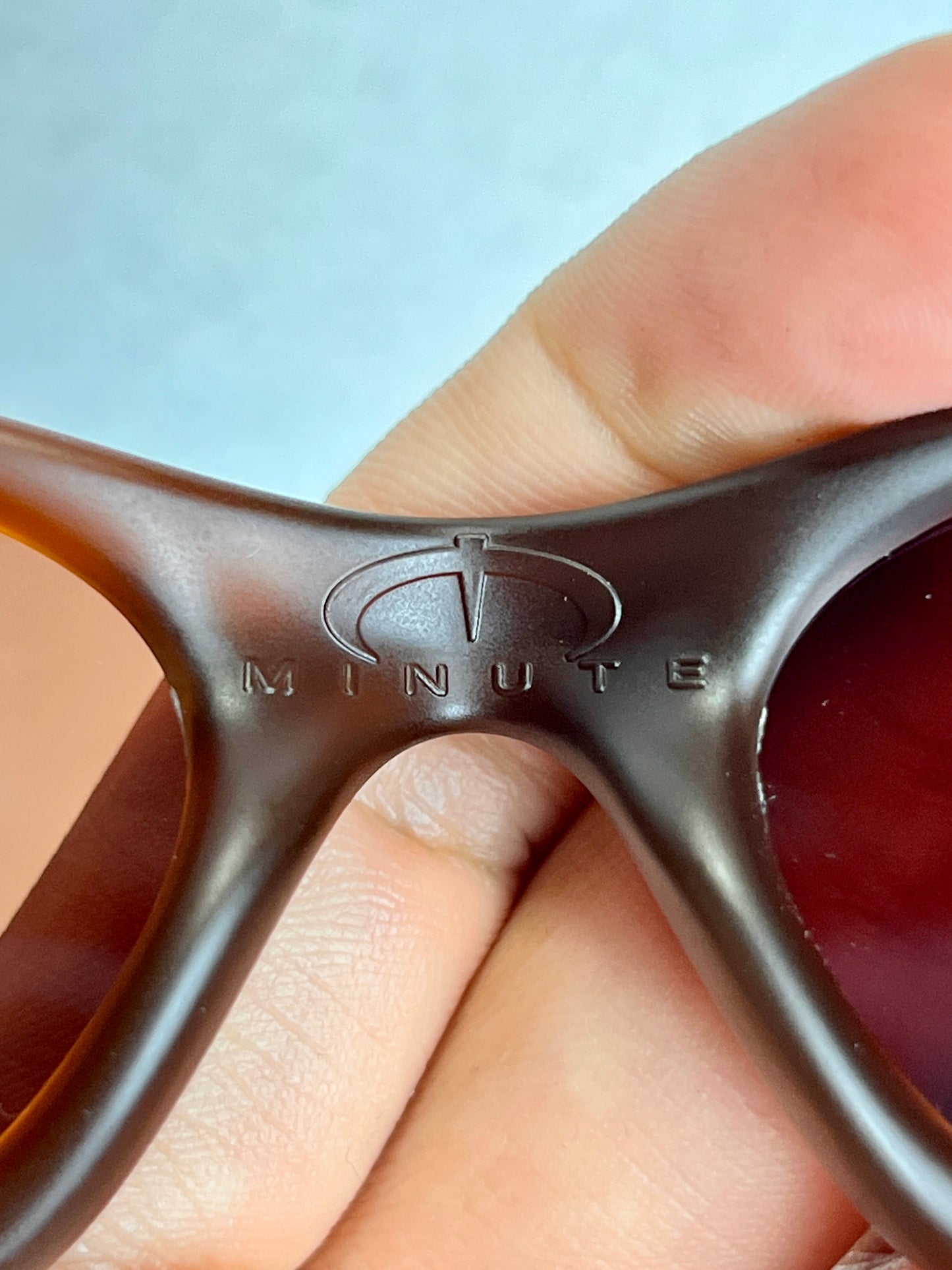 Oakley Minute Gen 2 Light Brown - cloakerstore
