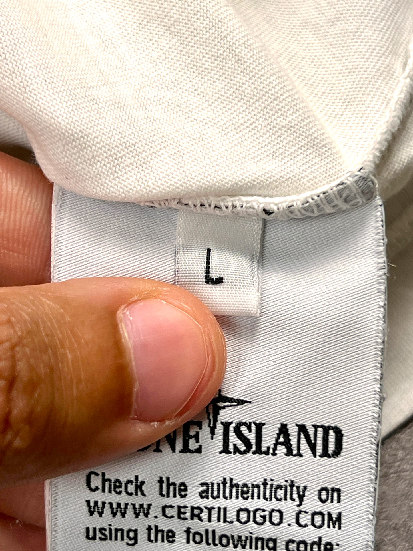 Stone Island T-shirt White Logo Patch Authentic