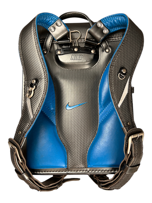 Nike Randoseru metallic charcoal and blue - harness side with blue padded straps