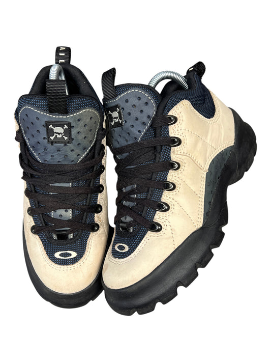 2000s Oakley ‘Nail’ Mid Sneaker Hike Boots