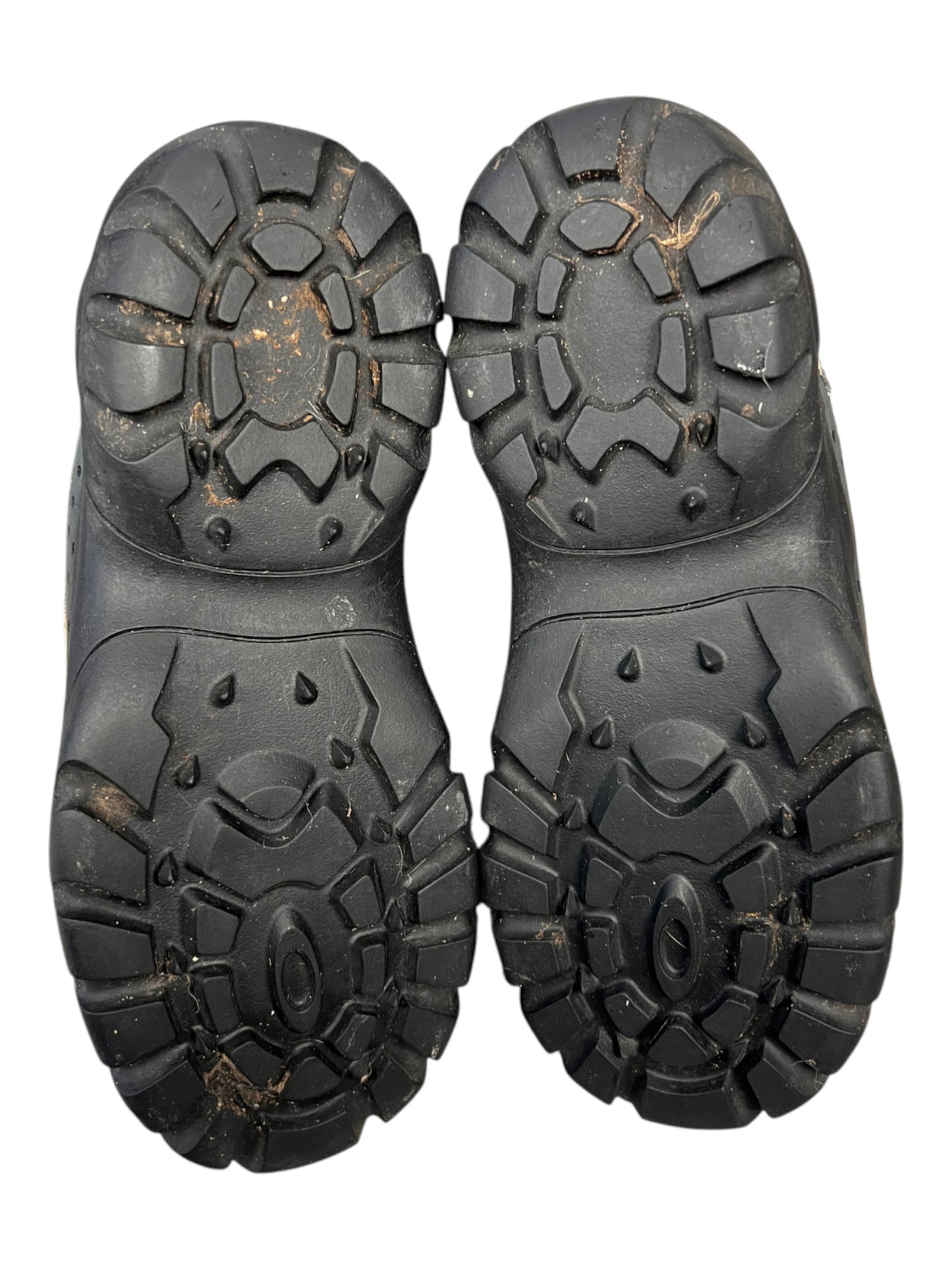 2000s Oakley ‘Nail’ Mid Sneaker Hike Boots