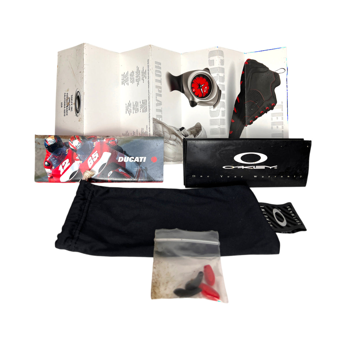 Full set: box, papers, rider card, pouch and spare parts