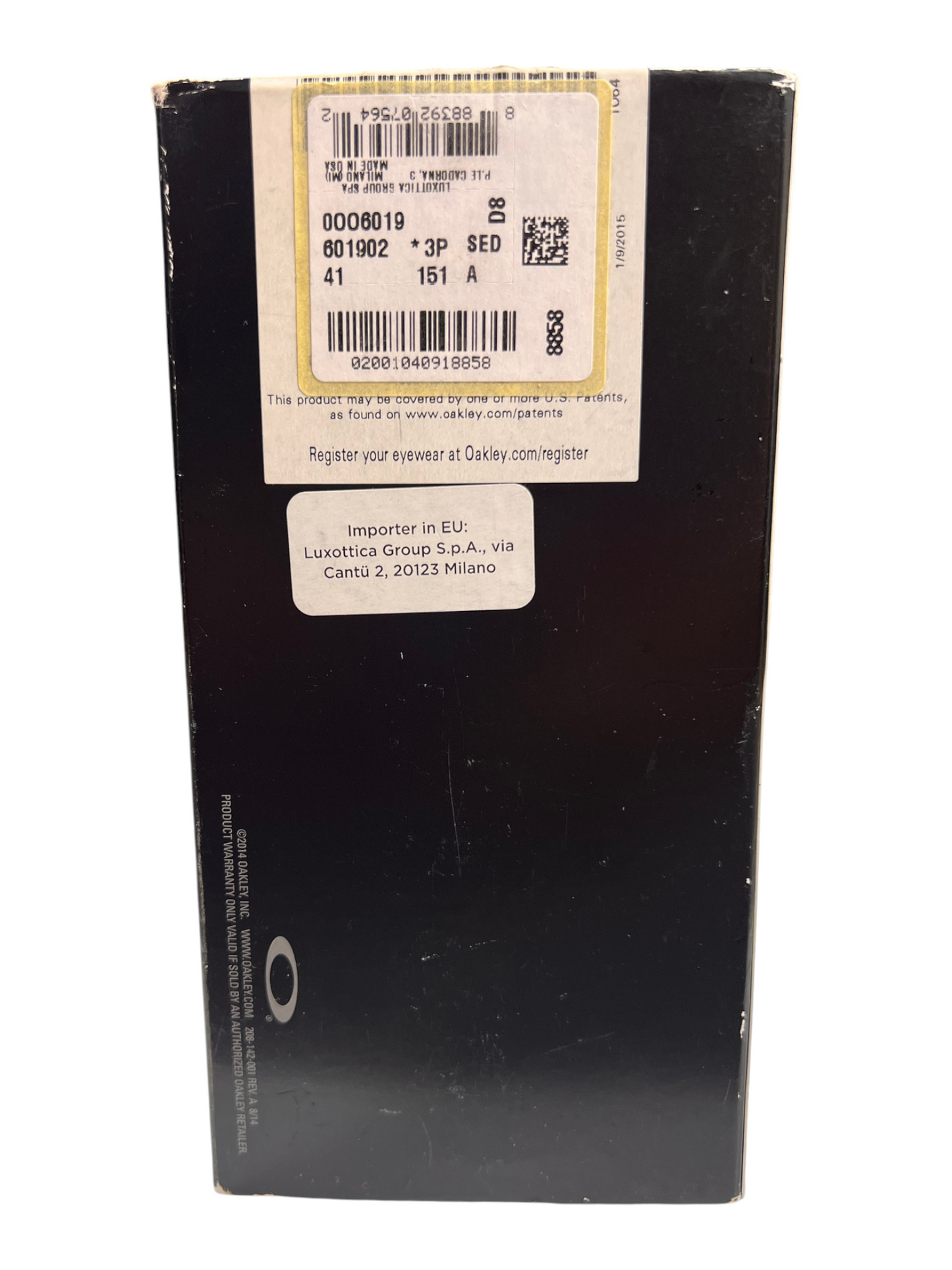 OO6019-02 label on the original Oakley Madman box