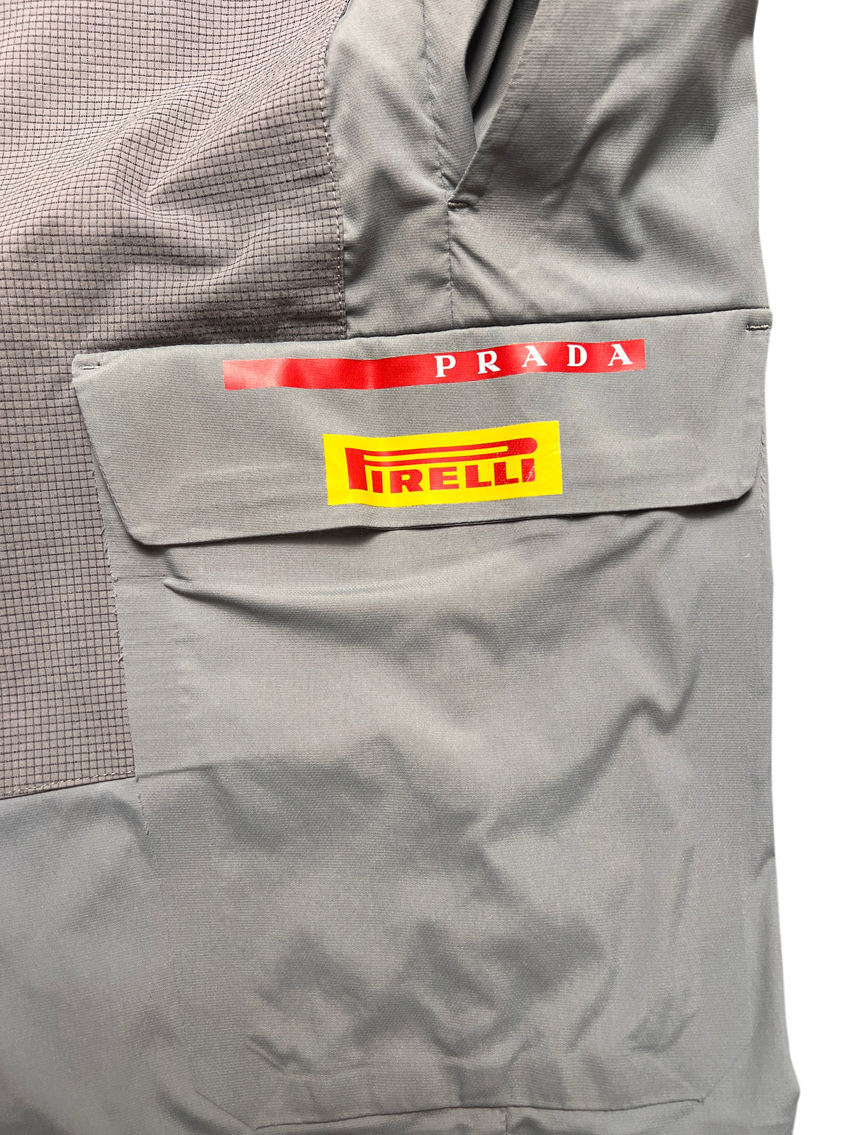 Prada Linea Rossa Luna Rossa Pirelli cargo shorts, grey, size 50