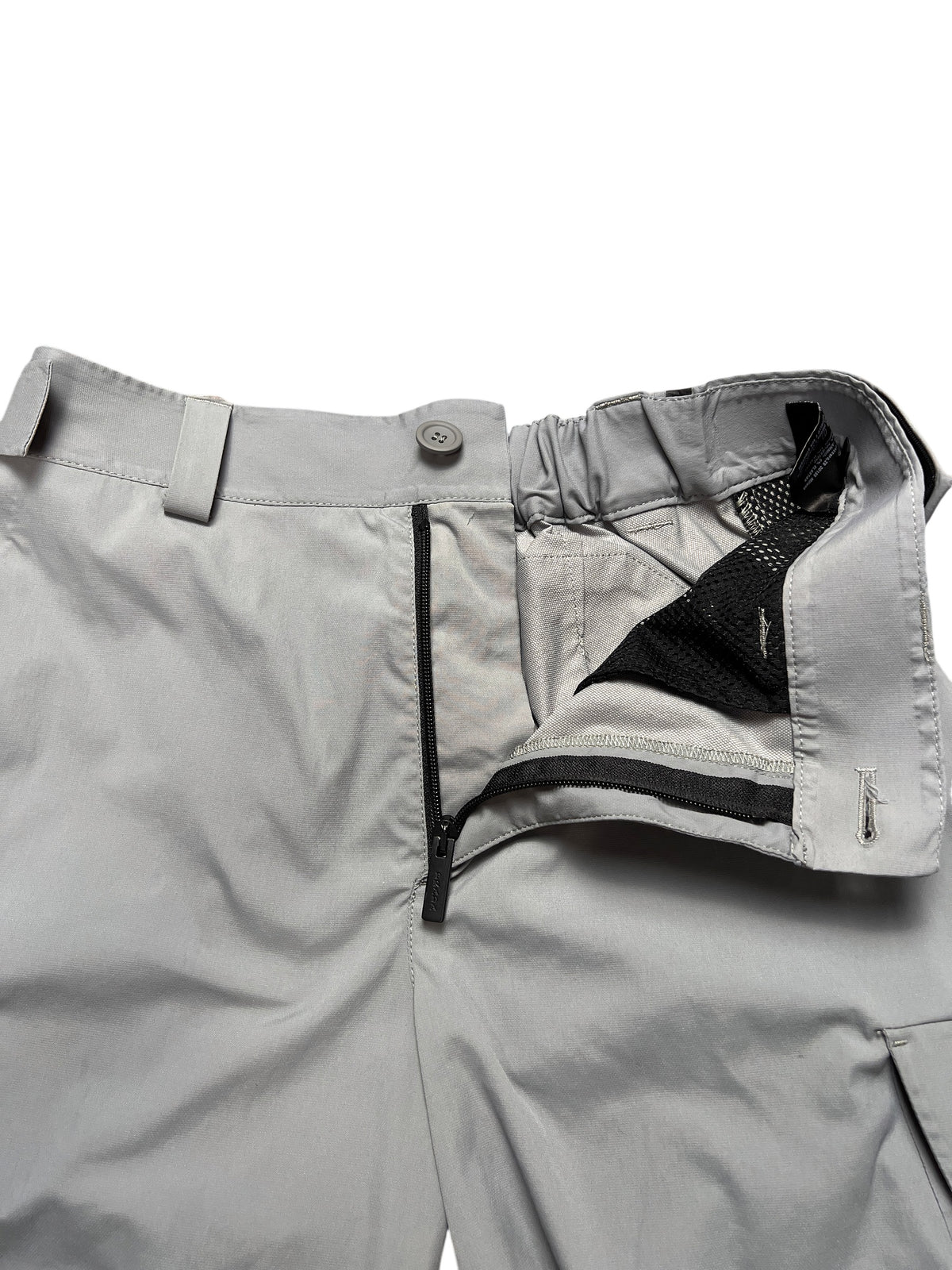 Prada Linea Rossa Luna Rossa Pirelli cargo shorts, grey, size 50
